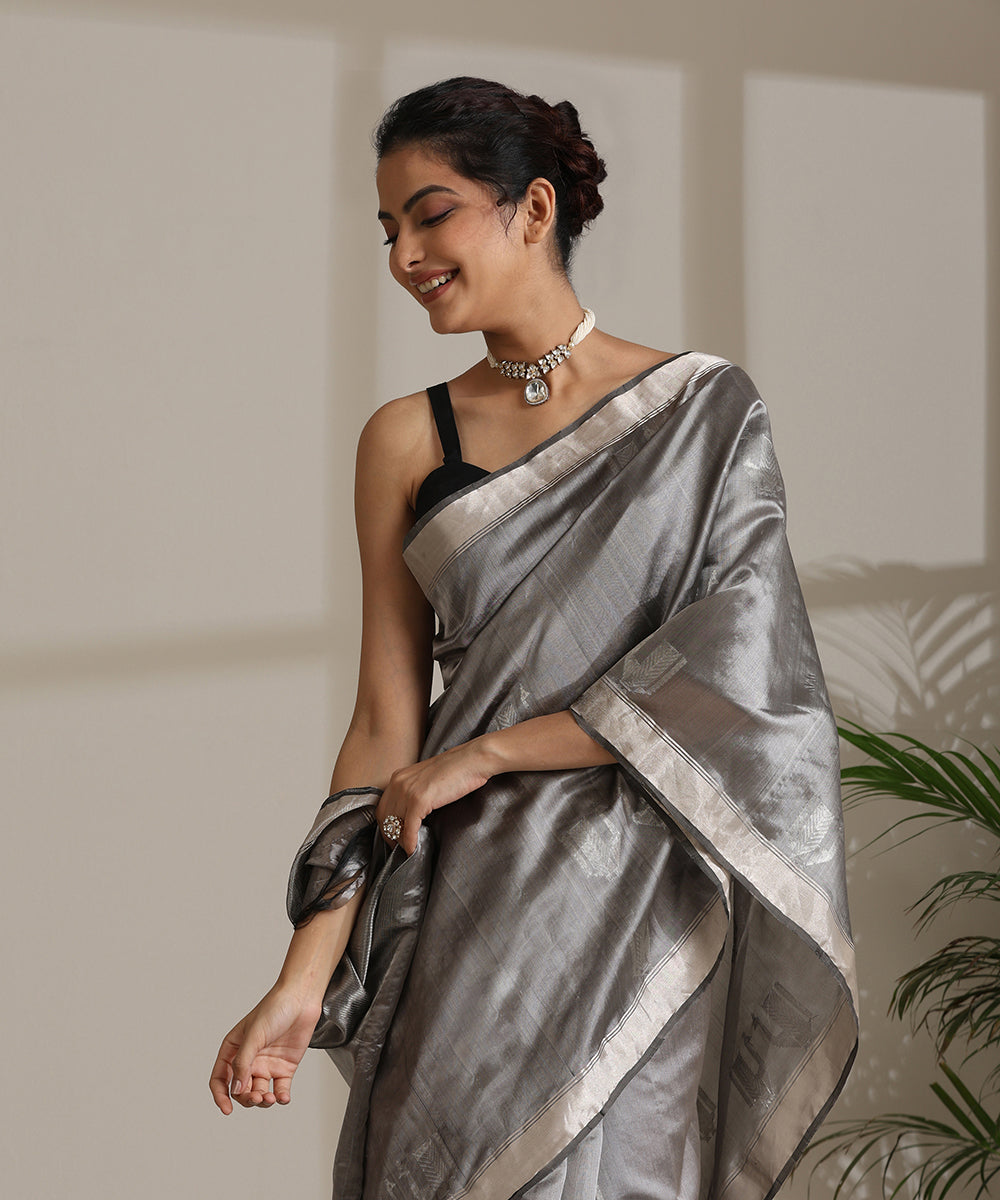 Handloom_Grey_Pure_Chanderi_Silk_Saree_With_Silver_Zari_Peacock_Motif_WeaverStory01