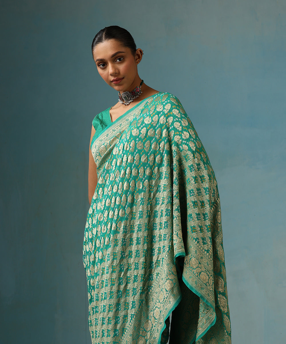 Aqua_Green_Handloom_Pure_Georgette_Banarasi_Bandhej_Saree_With_Floral_Border_WeaverStory_02