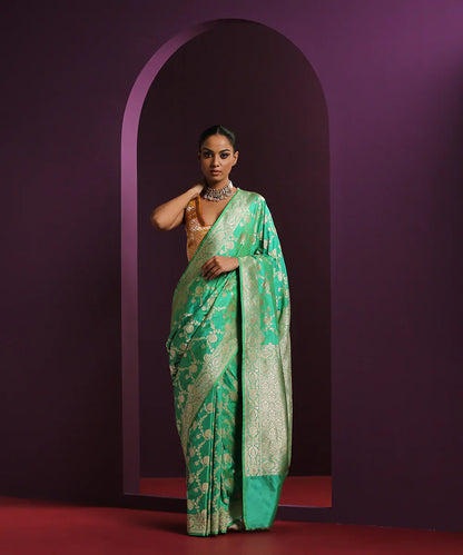 Handloom_Seafoam_Green_Pure_Katan_Silk_Banarasi_Saree_With_Jangla_Design_WeaverStory_02