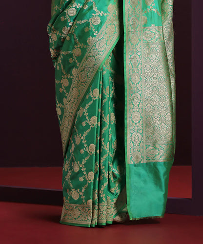 Handloom_Seafoam_Green_Pure_Katan_Silk_Banarasi_Saree_With_Jangla_Design_WeaverStory_04