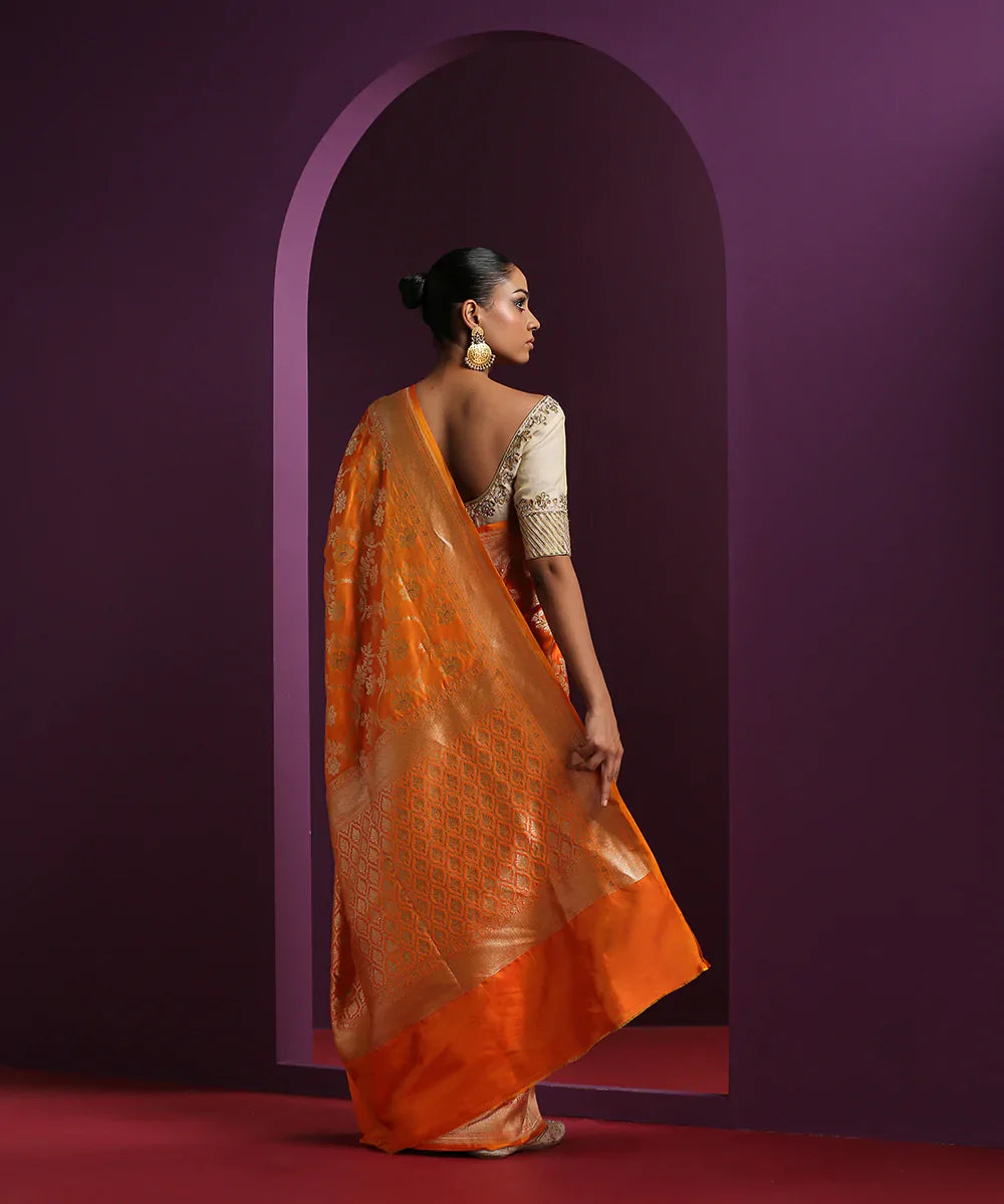 Light_Orange_Handloom_Pure_Katan_Silk_Banarasi_Saree_With_Jaal_WeaverStory_03