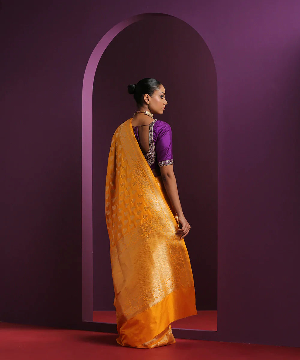 Handloom_Mustard_Pure_Katan_Silk_Banarasi_Saree_With_Cutwork_Booti_WeaverStory_03