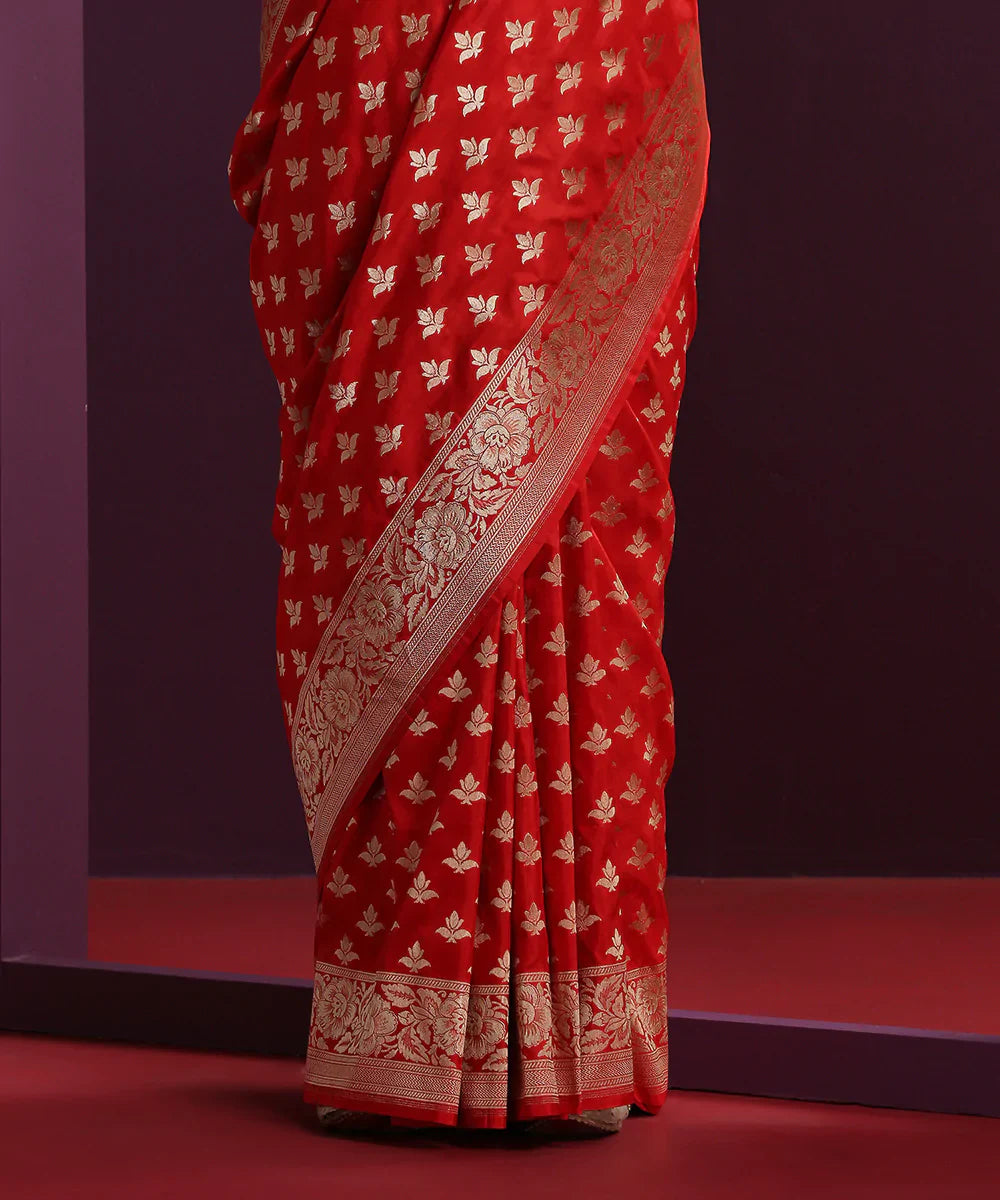 Handloom_Red_Pure_Katan_Silk_Banarasi_Saree_With_Cutwork_Booti_WeaverStory_04