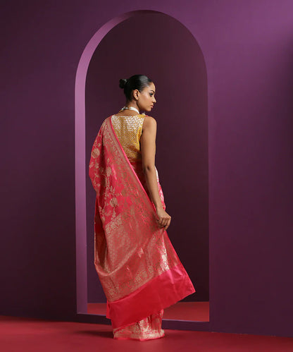 Hot_Pink_Handloom_Pure_Katan_Silk_Banarasi_Saree_With_Big_Floral_Jaal_WeaverStory_03