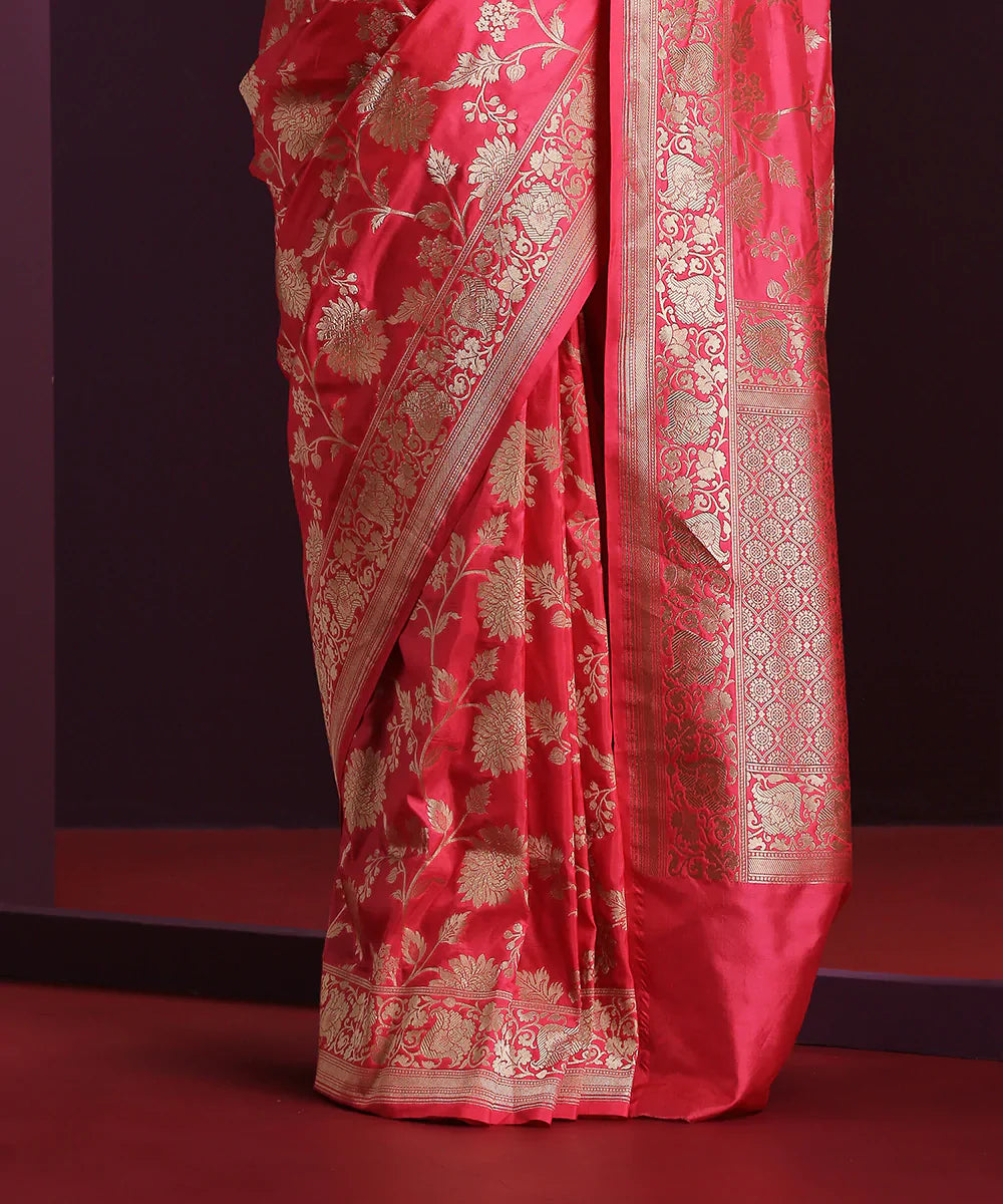 Hot_Pink_Handloom_Pure_Katan_Silk_Banarasi_Saree_With_Big_Floral_Jaal_WeaverStory_04