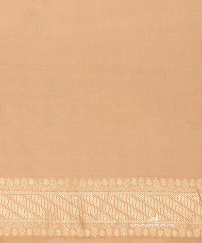 Orange_Peach_Handloom_Katan_Silk_Floral_Sona_Rupa_Cutwork_Jaal_Banarasi_Saree_WeaverStory_05