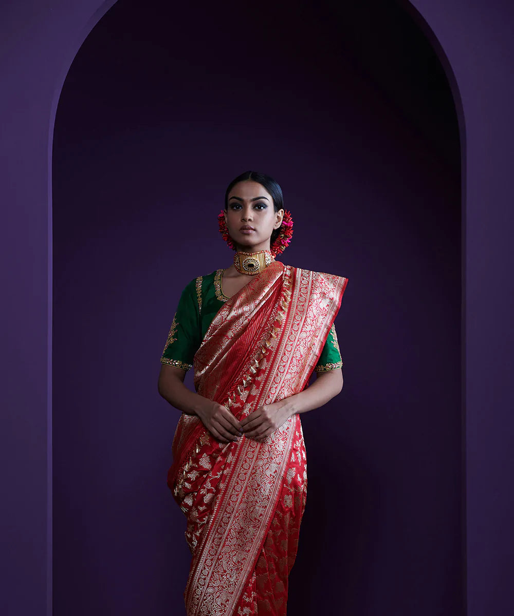 Handloom_Green_Pure_Chanderi_Silk_Saree_With_Nakshi_Border_WeaverStory_01