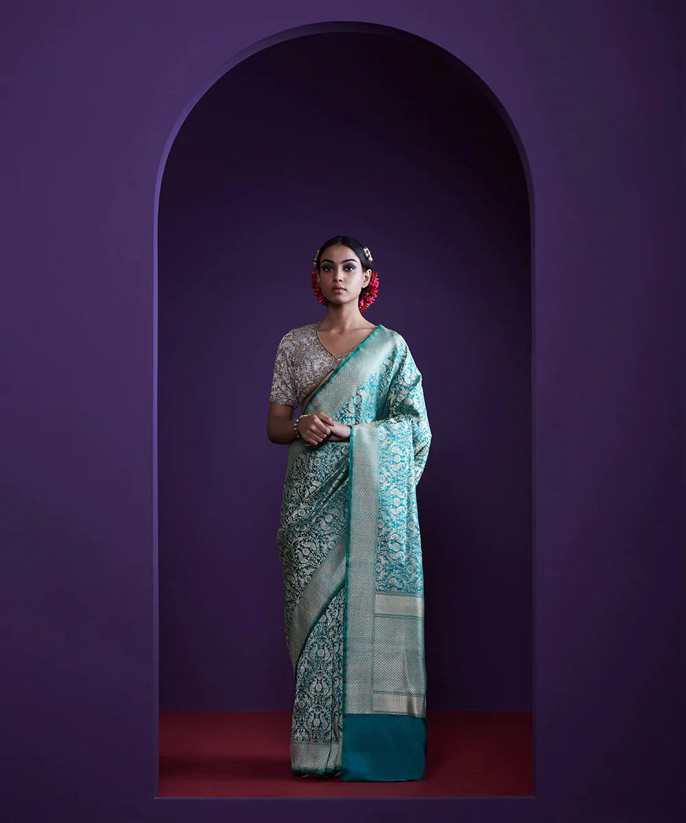 Teal_Handloom_Pure_Chanderi_Silk_Saree_With_Nakshi_Border_And_Anardana_Booti_WeaverStory_02