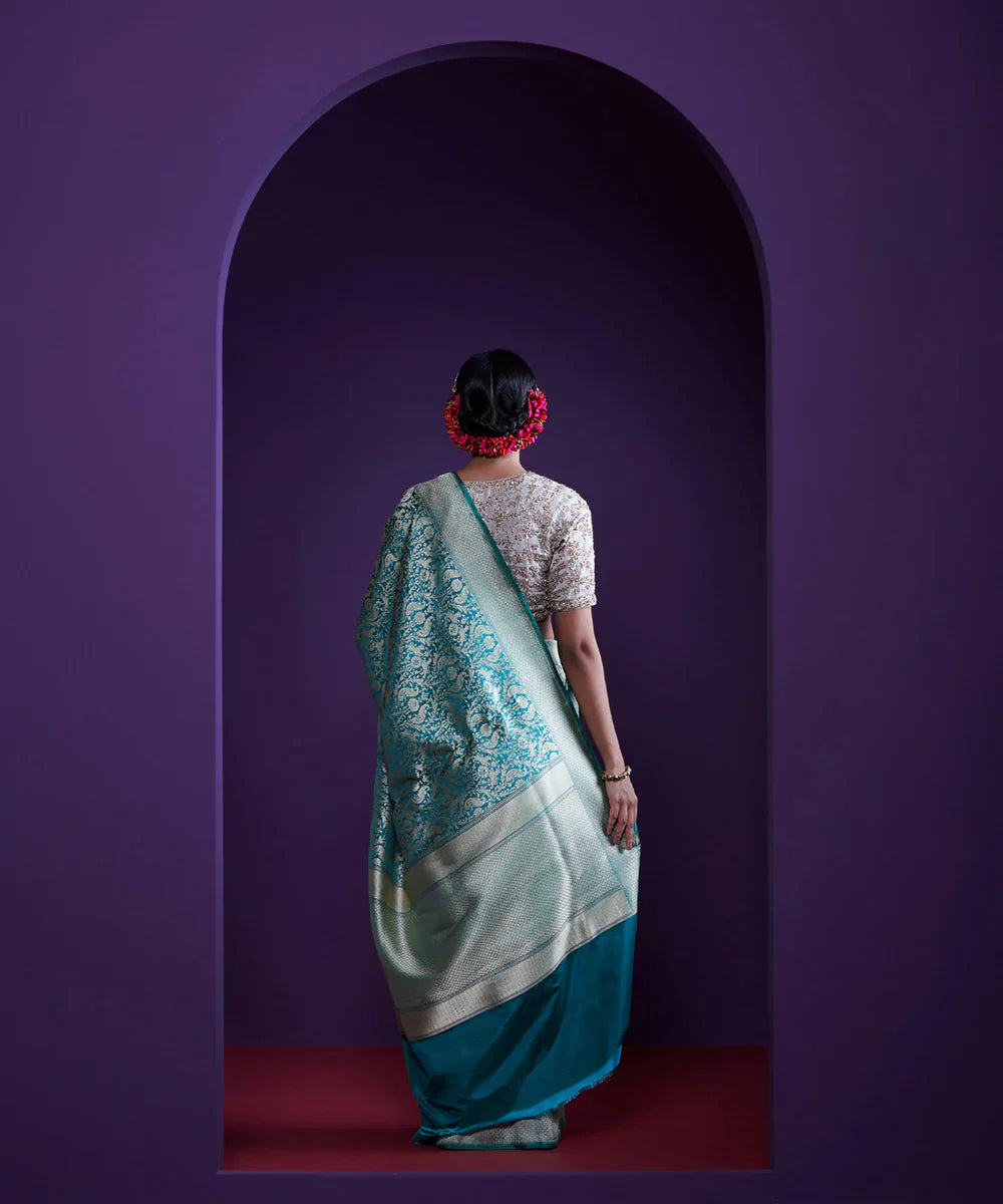 Teal_Handloom_Pure_Chanderi_Silk_Saree_With_Nakshi_Border_And_Anardana_Booti_WeaverStory_03