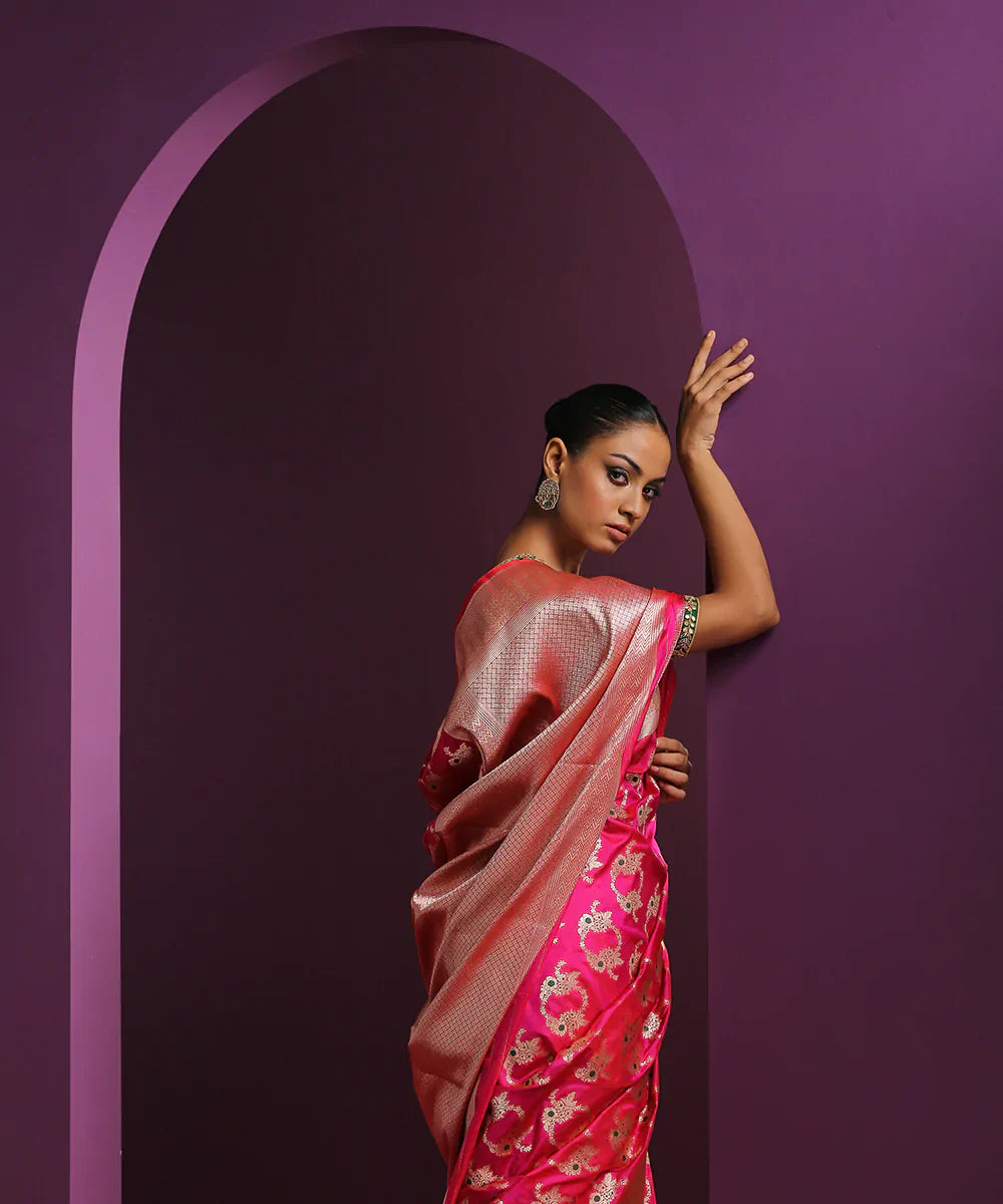 Hot_Pink_Handloom_Pure_Katan_Silk_Banarasi_Saree_WIth_Meena_WeaverStory_01