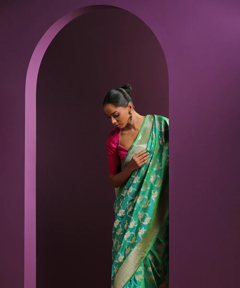 Handloom_Mint_Green_Double_Shade_Pure_Katan_Silk_Banarasi_Saree_With_Meenakari_WeaverStory_01