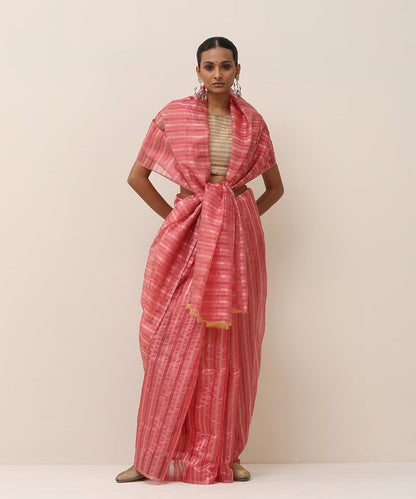 Pink_And_Gold_Handloom_Pure_Chanderi_Saree_With_Overall_Stripes_WeaverStory_01