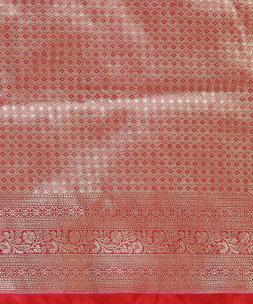 Hot_Pink_Handloom_Pure_Katan_Silk_Banarasi_Saree_With_Traditional_Booti_WeaverStory_05