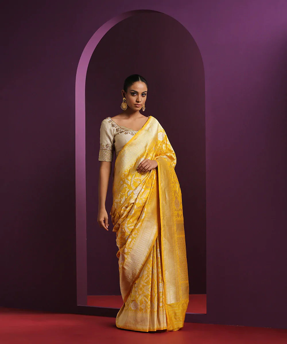 Yellow_Handloom_Pure_Katan_Silk_Banarasi_Saree_With_Gold_And_Silver_Zari_Jaal_WeaverStory_02