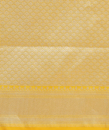 Yellow_Handloom_Pure_Katan_Silk_Banarasi_Saree_With_Gold_And_Silver_Zari_Jaal_WeaverStory_05