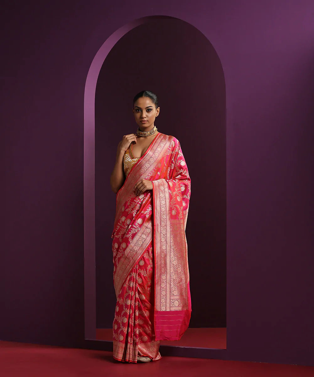 Handloom_Pink_Dual_Tone_Pure_Katan_Silk_Banarasi_Saree_With_Gold_And_Silver_Zari_Jaal_WeaverStory_02