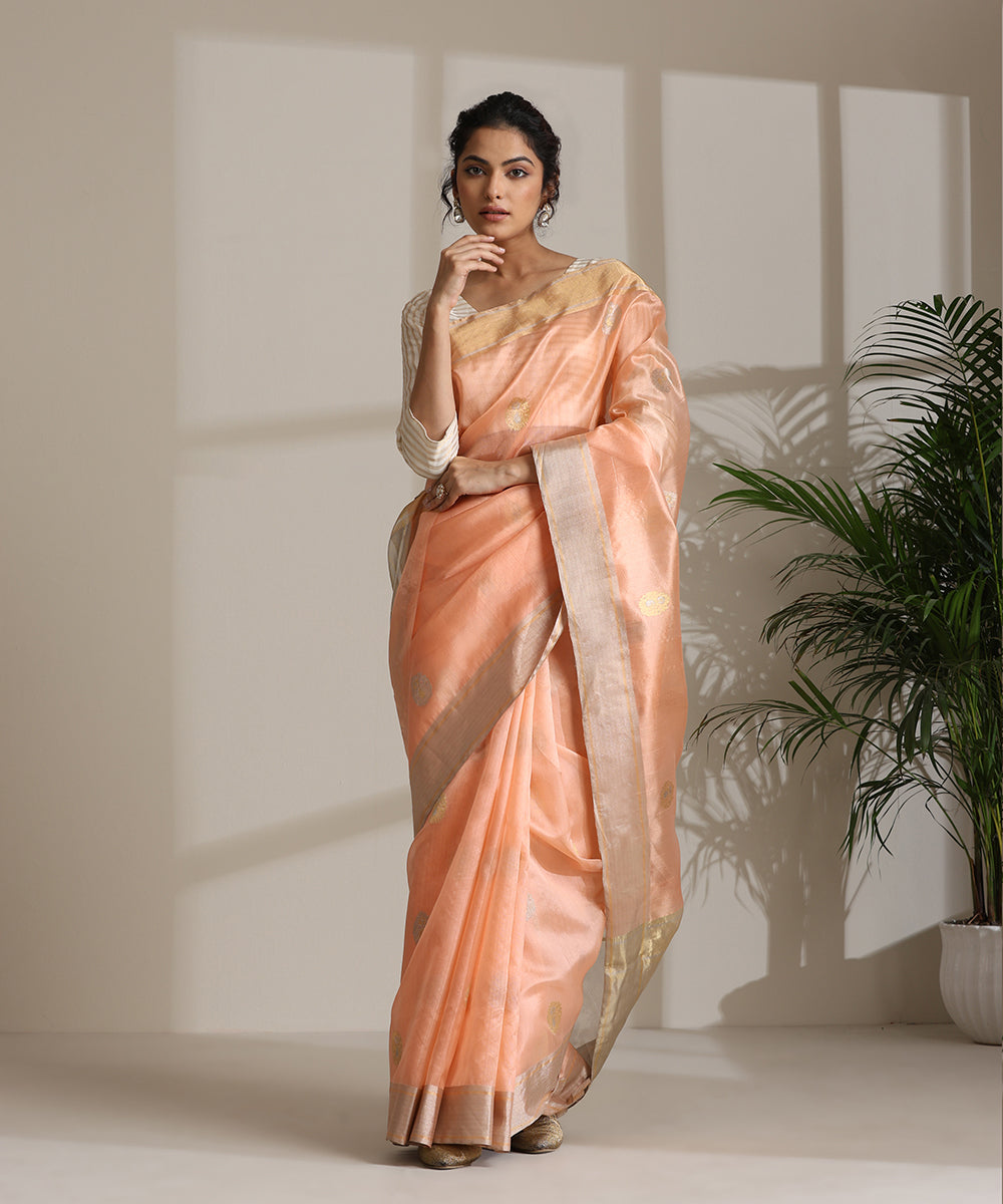 Handloom_Peach_Pure_Chanderi_Silk_Saree_With_Meenakari_Booti_And_Tissue_Border_WeaverStory02