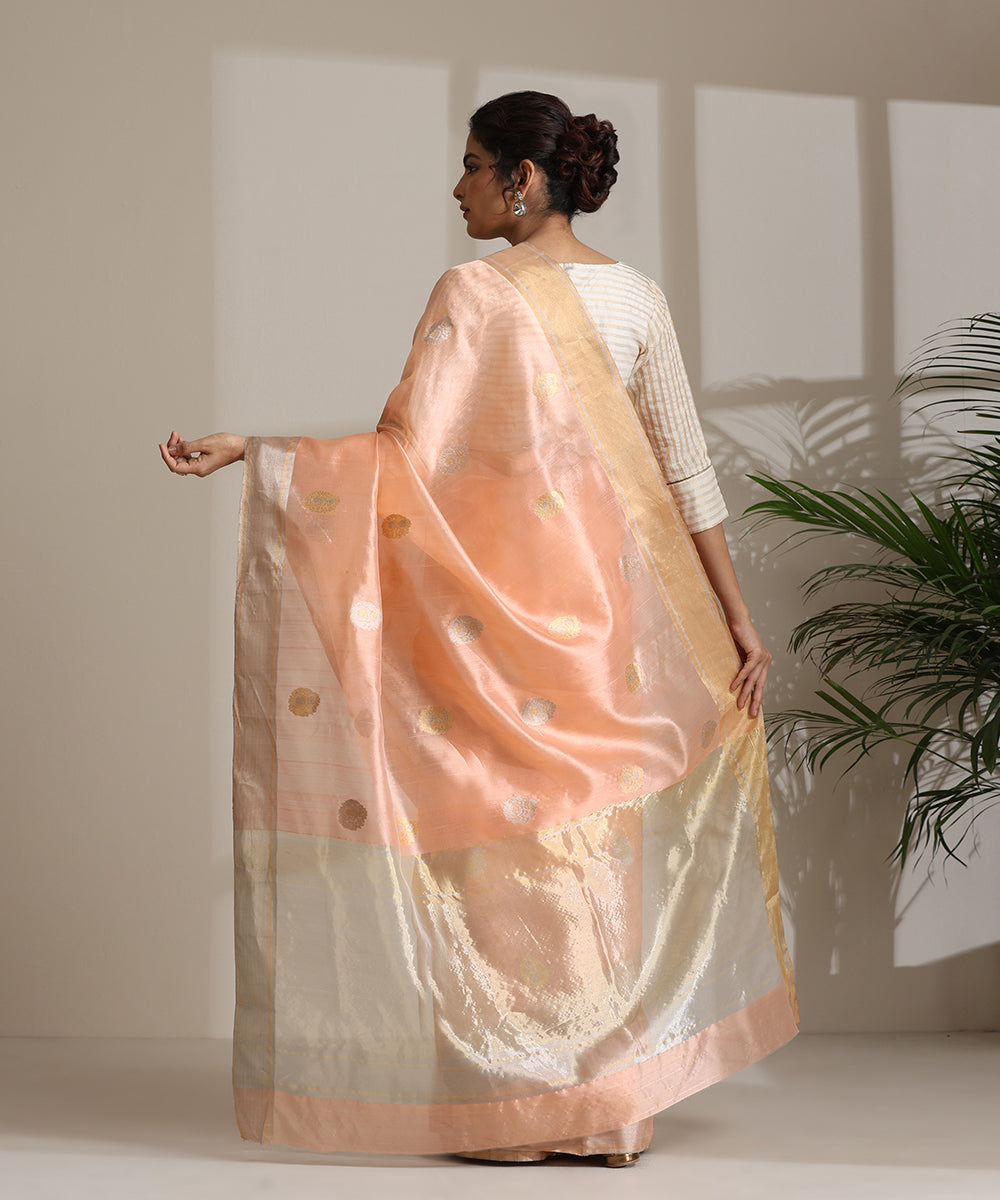 Handloom_Peach_Pure_Chanderi_Silk_Saree_With_Meenakari_Booti_And_Tissue_Border_WeaverStory03