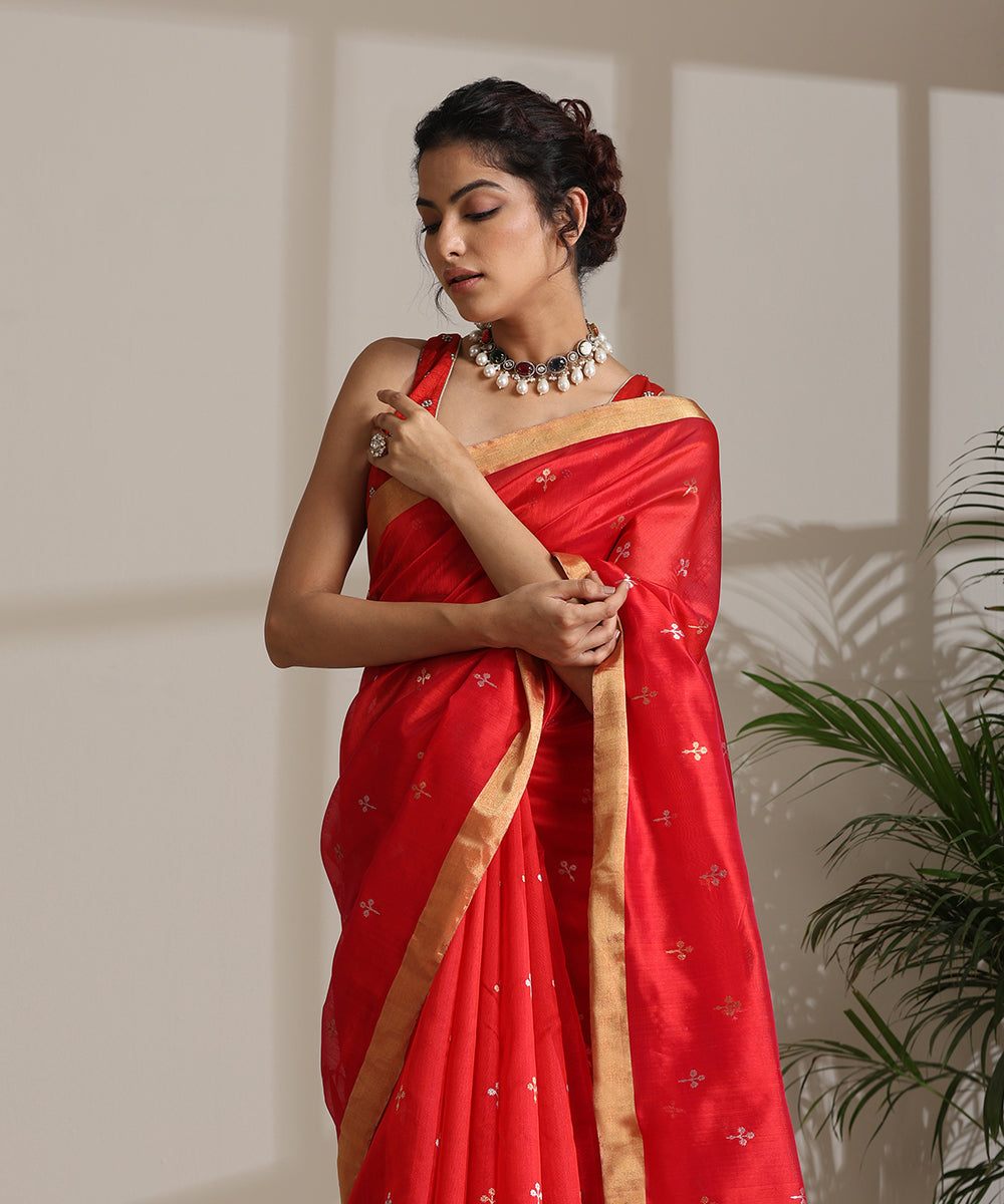 Handloom_Red_Pure_Chanderi_Silk_Saree_With_Sona_Rupa_Booti_And_Tissue_Border_WeaverStory01