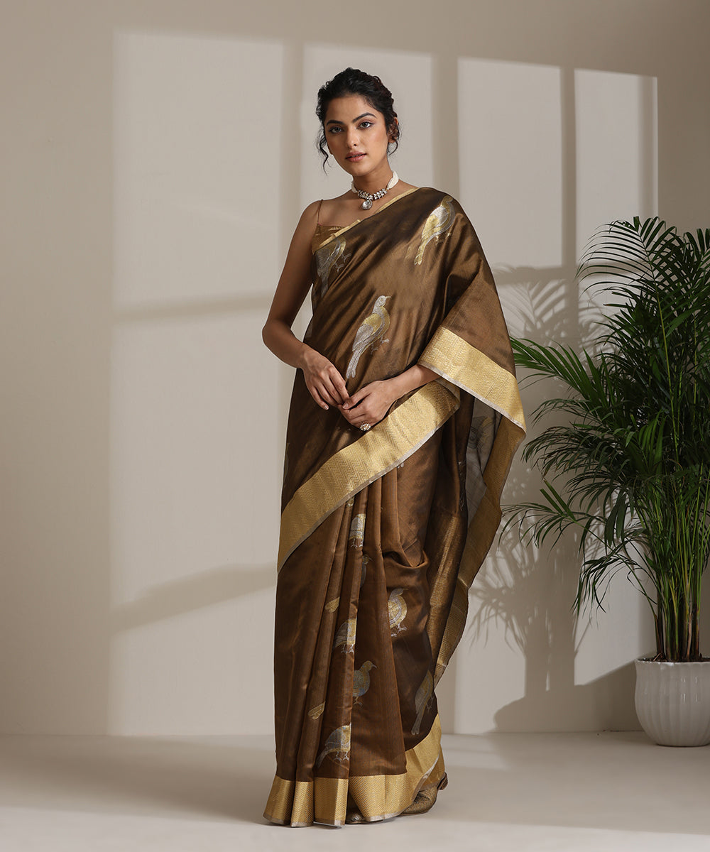 Handloom_Brown_Pure_Chanderi_Silk_Saree_With_Big_Chidiyaa_Booti_And_Nakshi_Border_WeaverStory02