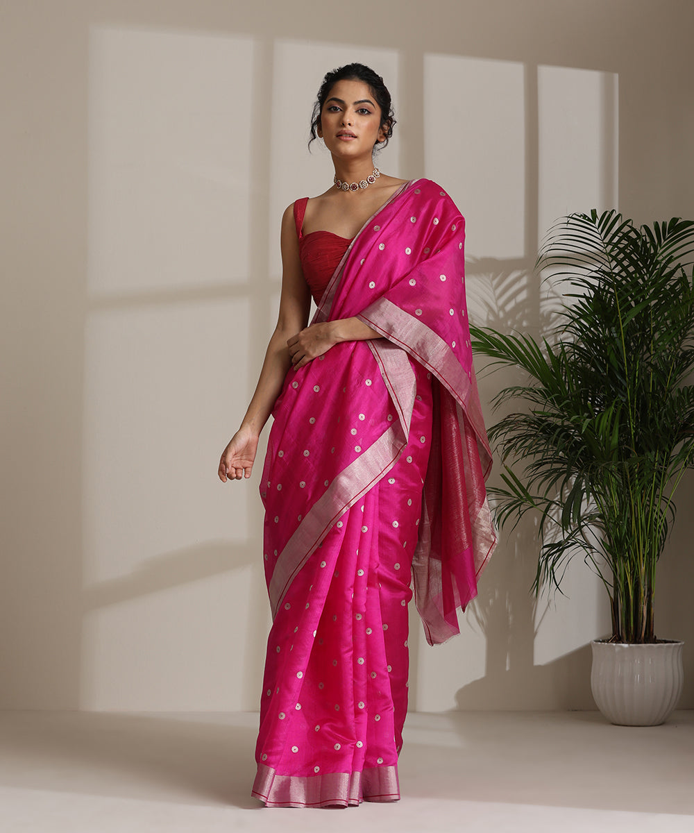 Handloom_Rani_Pink_Pure_Chanderi_Silk_Saree_With_Silver_Round_Zari_And_Meena_Booti_And_Border_WeaverStory02