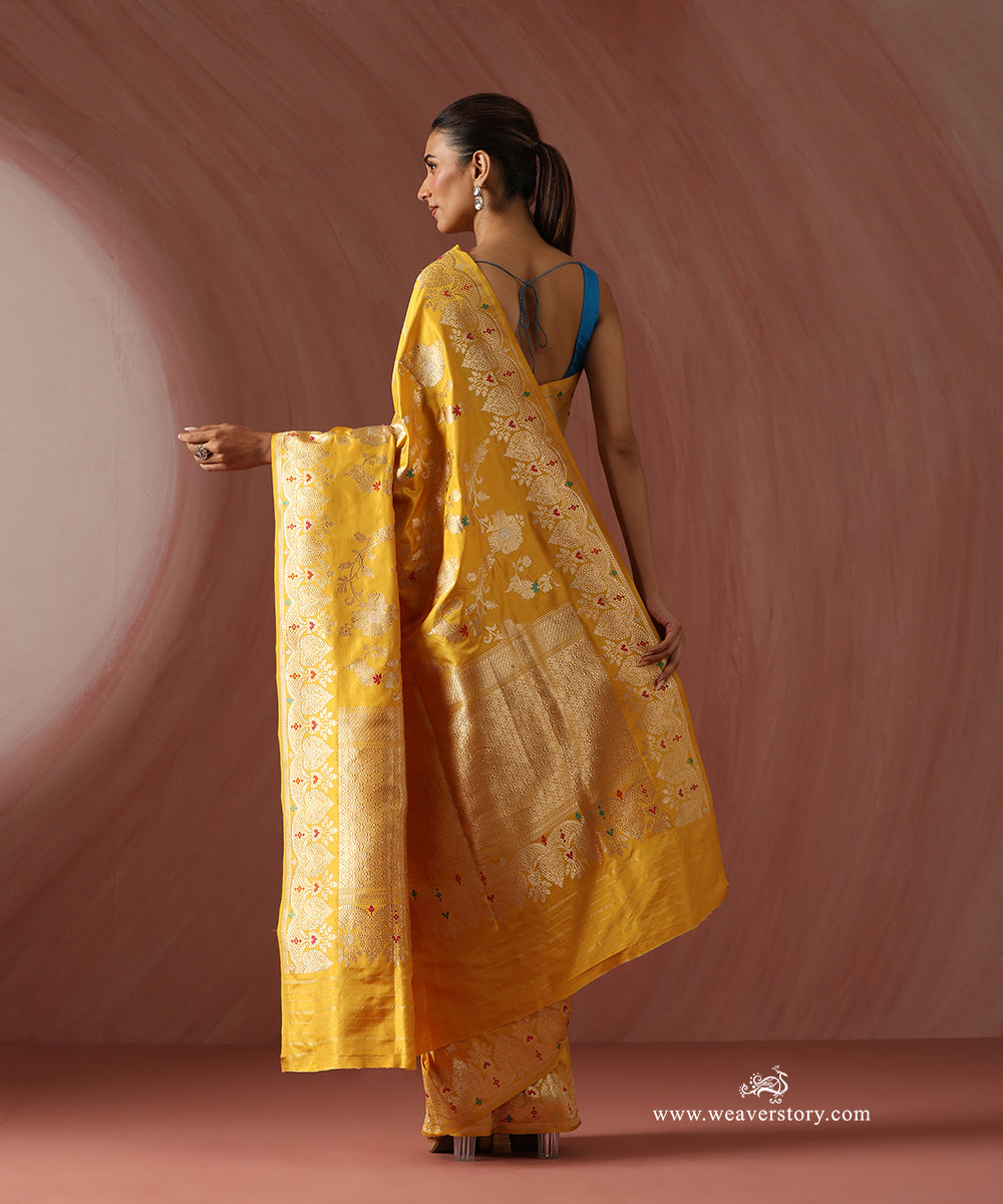 Mustard_Handloom_Pure_Katan_Silk_Banarasi_Saree_With_Kadhwa_Sona_Jaal_Meenakari_Booti_With_Border_WeaverStory_03