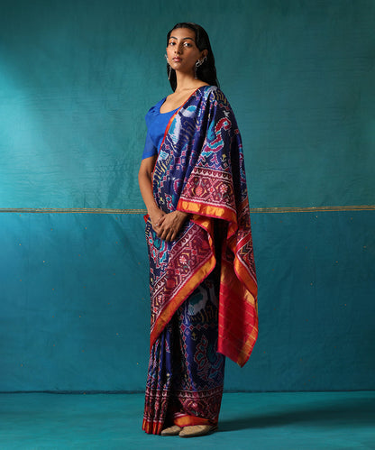 Handloom_Navy_Blue_And_Rani_Pink_Double_Shade_Pure_Mulberry_Silk_Single_Ikat_Patola_Saree_WeaverStory02