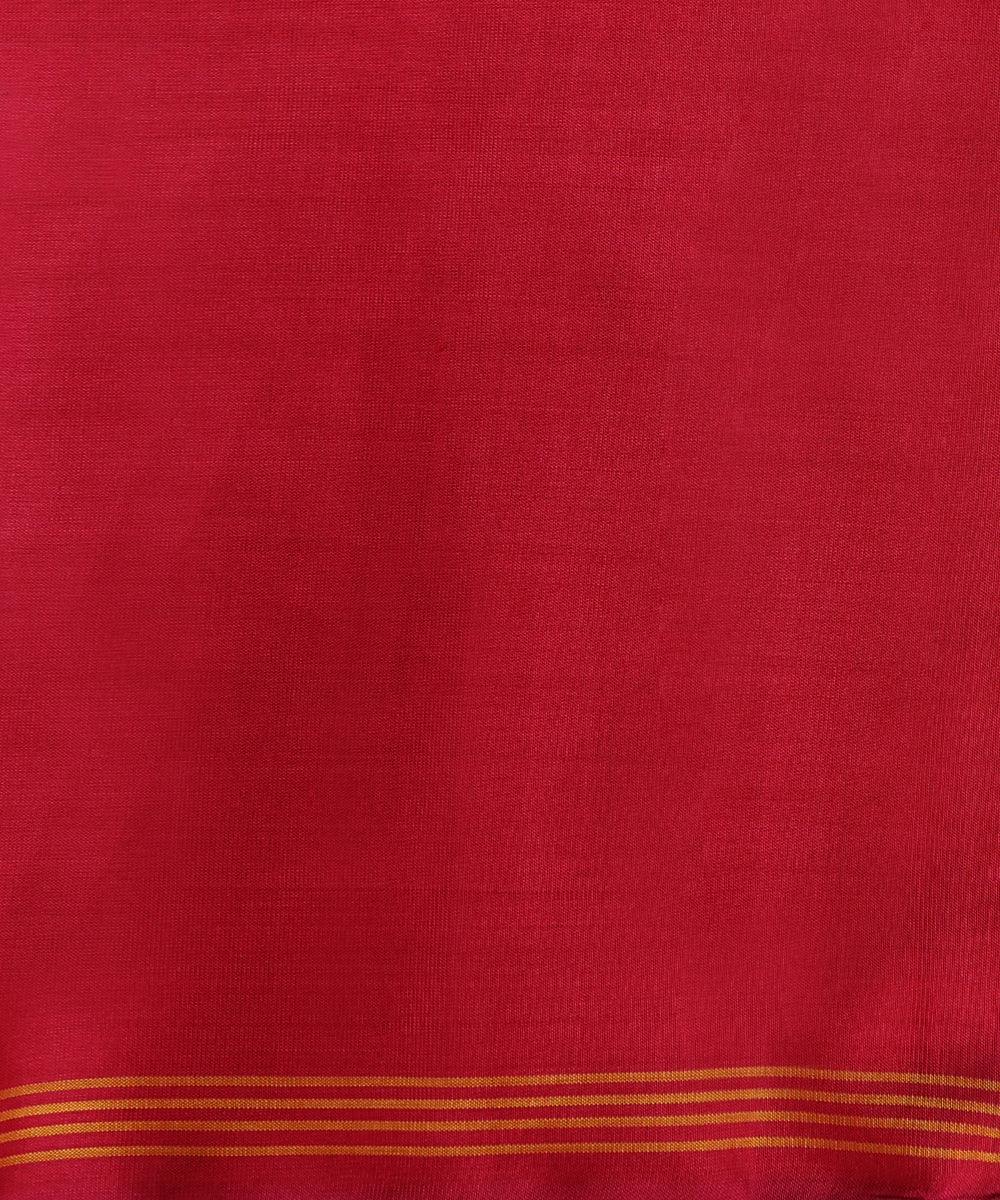 Handloom_Green_Double_Shade_Pure_Mulberry_Silk_Patola_Saree_With_Pink_Border_WeaverStory05