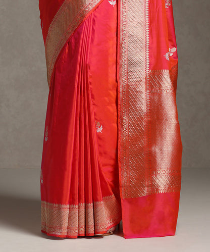 Pink_And_Orange_Pure_Katan_Silk_Banarasi_Saree_With_Sona_Rupa_Kadhwa_Booti_WeaverStory_04