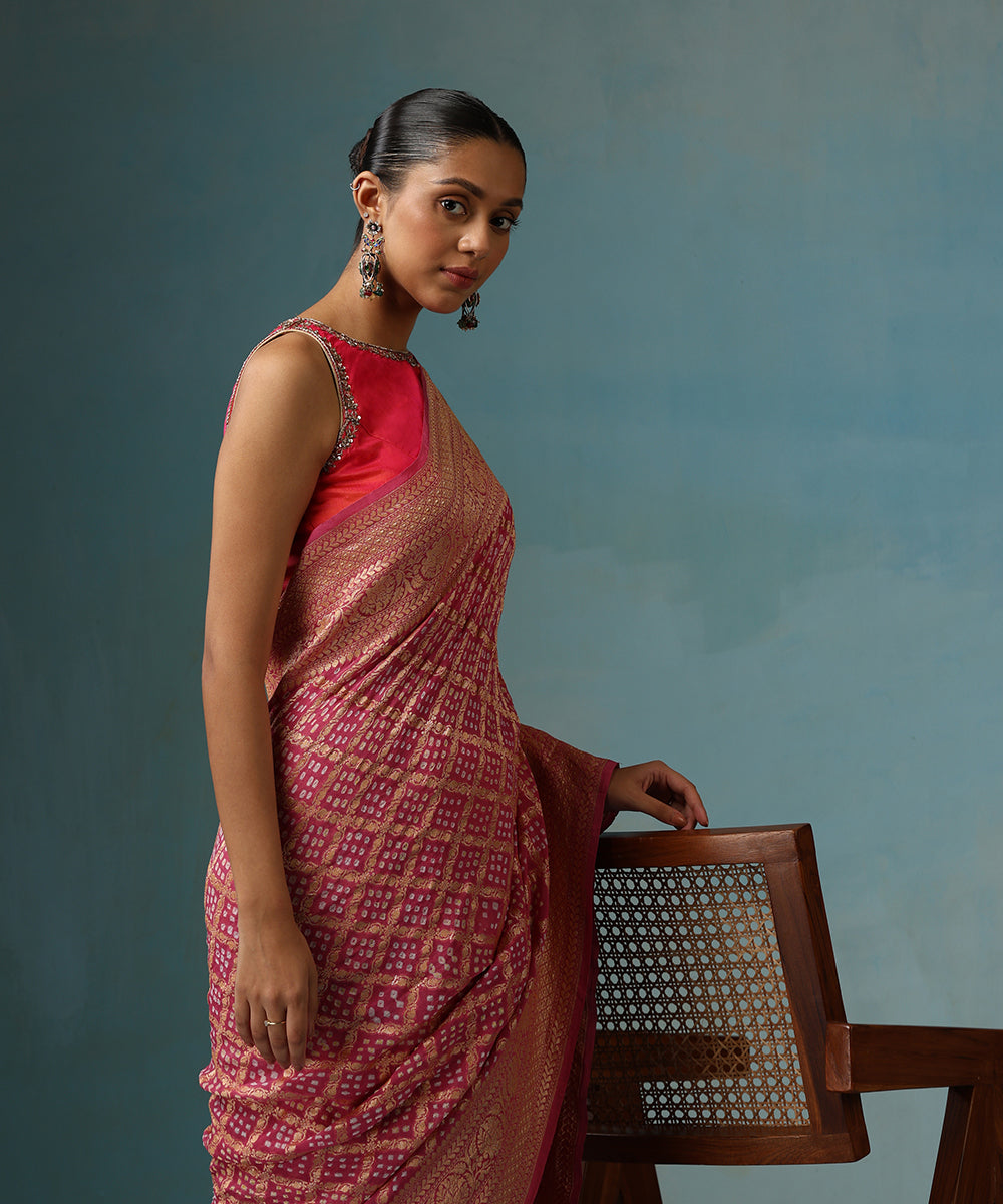 Handloom_Phalsa_Pink_Pure_Georgette_Banarasi_Bandhej_Saree_With_Zari_Border_WeaverStory_02