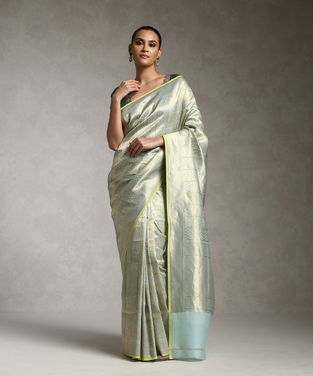 Powder_Blue_Handloom_Pure_Katan_Silk_Zari_Wasket_Kimkhab_Banarasi_Saree_WeaverStory_01