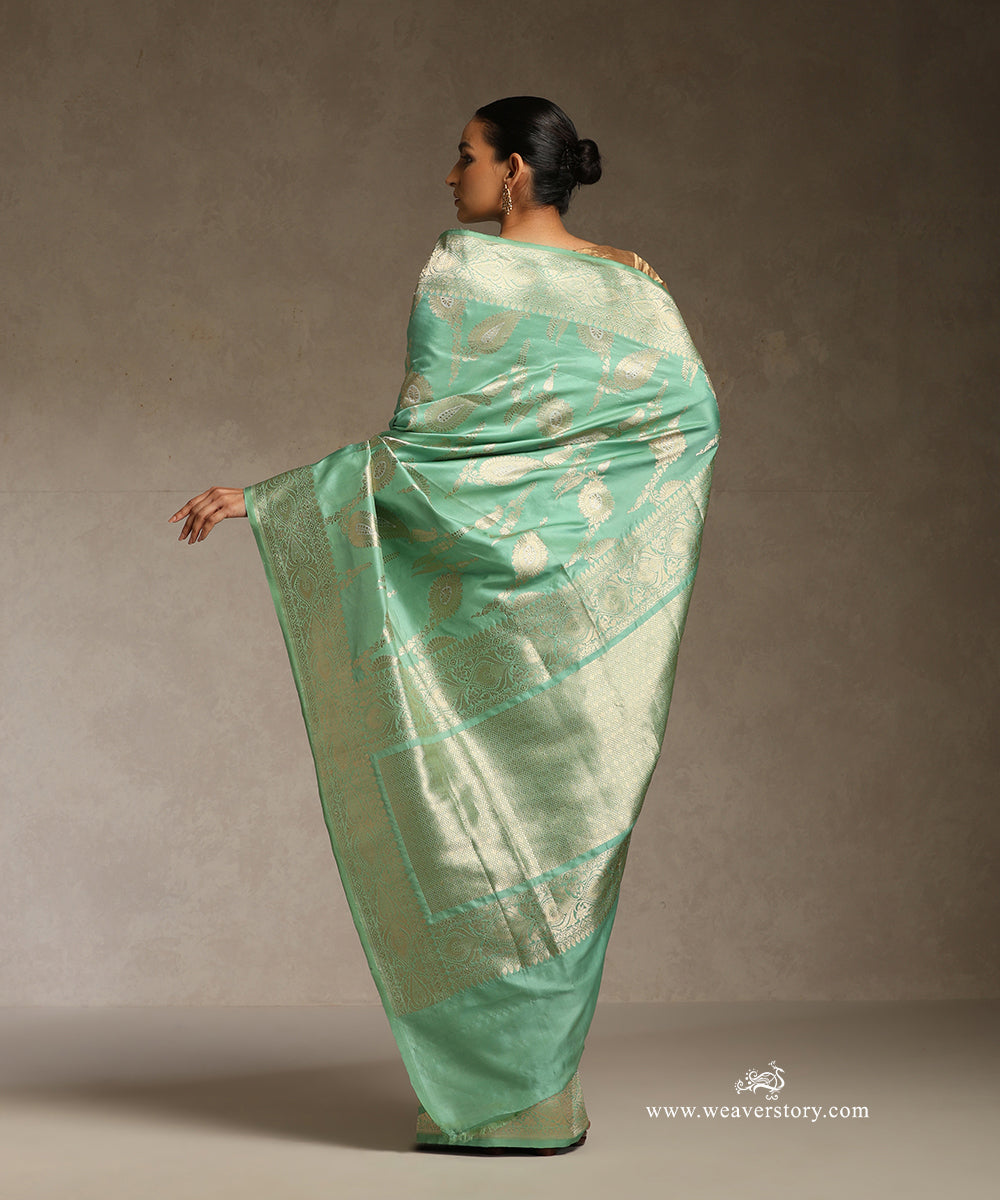 Sea_Foam_Green_Handloom_Pure_Katan_Silk_Kadhwa_Banarsai_Jangla_Saree_In_Ektara_Weave_WeaverStory_03
