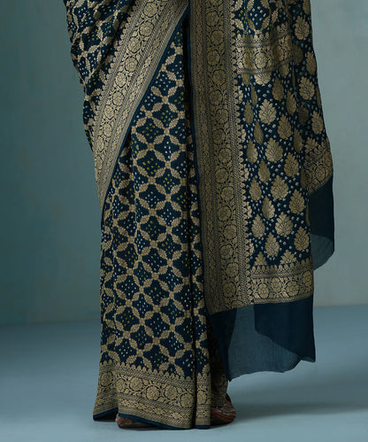 Teal_Blue_Handloom_Pure_Georgette_Banarasi_Bandhej_Saree_With_Zari_Jaal_WeaverStory_04