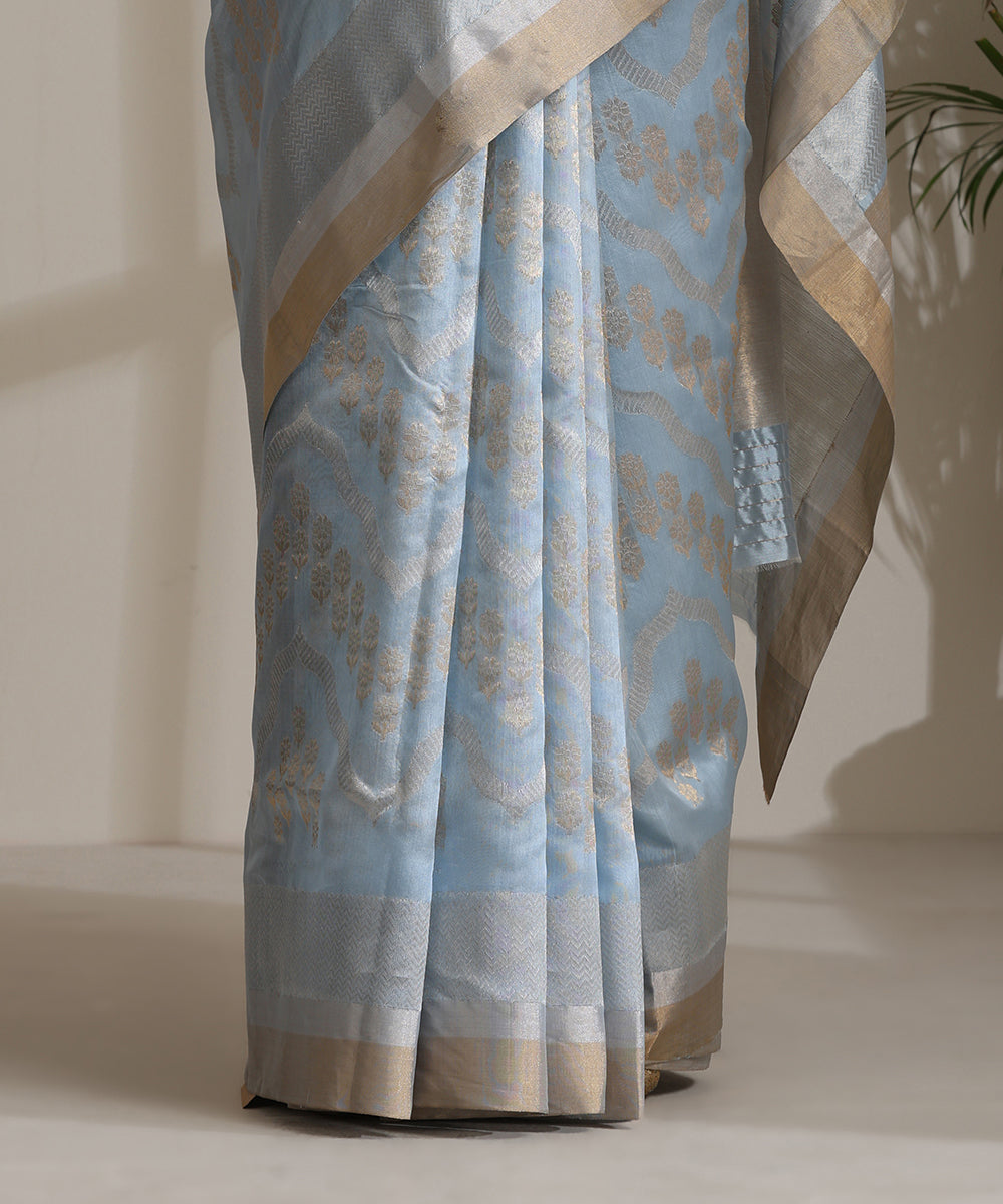 Sky_Blue_Handloom_Pure_Chanderi_Silk_Saree_With_All_Over_Silver_Zari_Jaal_WeaverStory04