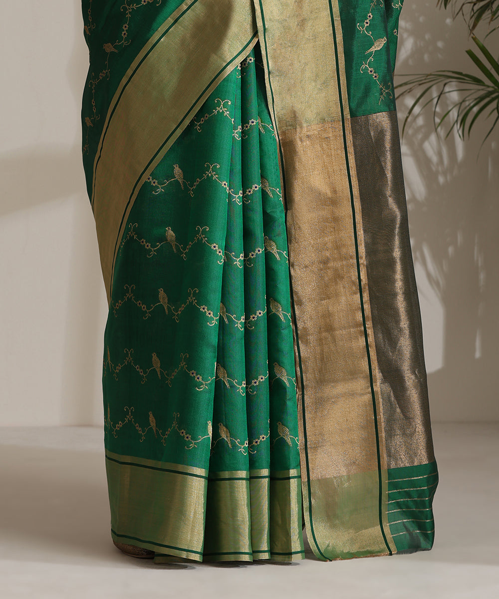 Emerald_Green_Handloom_Pure_Silk_Chanderi_Saree_With_Birds_On_Branches_WeaverStory04