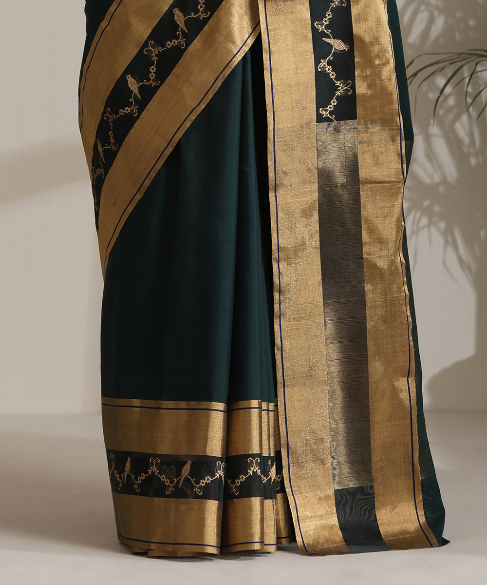 Handloom_Bottle_Green_Pure_Cotton_Chanderi_Saree_With_A_Gold_Zari_Border_And_Birds_WeaverStory04