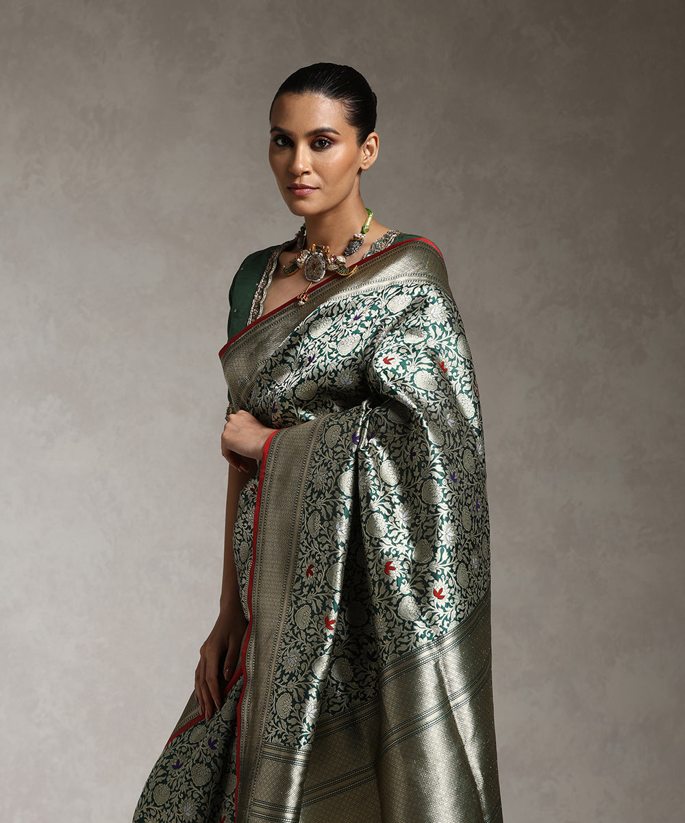 Green_Handloom_Pure_Katan_Silk_Kimkhab_Banarasi_Saree_With_Red_Selvedge_And_Meenakari_WeaverStory_02