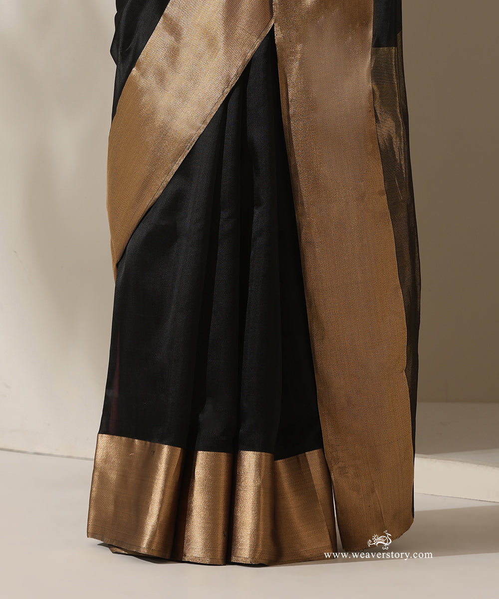 Black_Handloom_Pure_Silk_Chanderi_Handloom_Saree_With_Gold_Zari_Border_WeaverStory_04