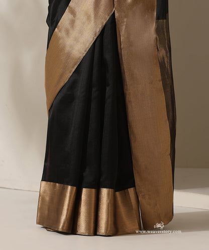 Black_Handloom_Pure_Silk_Chanderi_Handloom_Saree_With_Gold_Zari_Border_WeaverStory_04