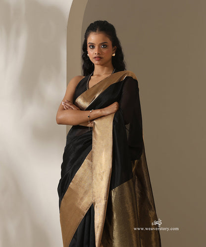Black_Handloom_Pure_Silk_Chanderi_Handloom_Saree_With_Gold_Zari_Border_WeaverStory_02