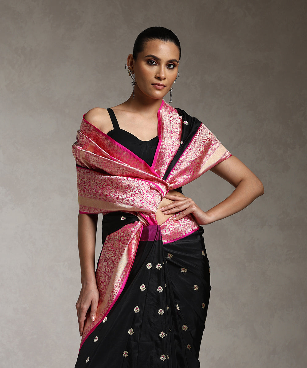 Handloom_Black_Pure_Katan_Silk_Banarasi_Saree_With_Kadhiyal_Border_And_Meenakari_Boota_WeaverStory_02