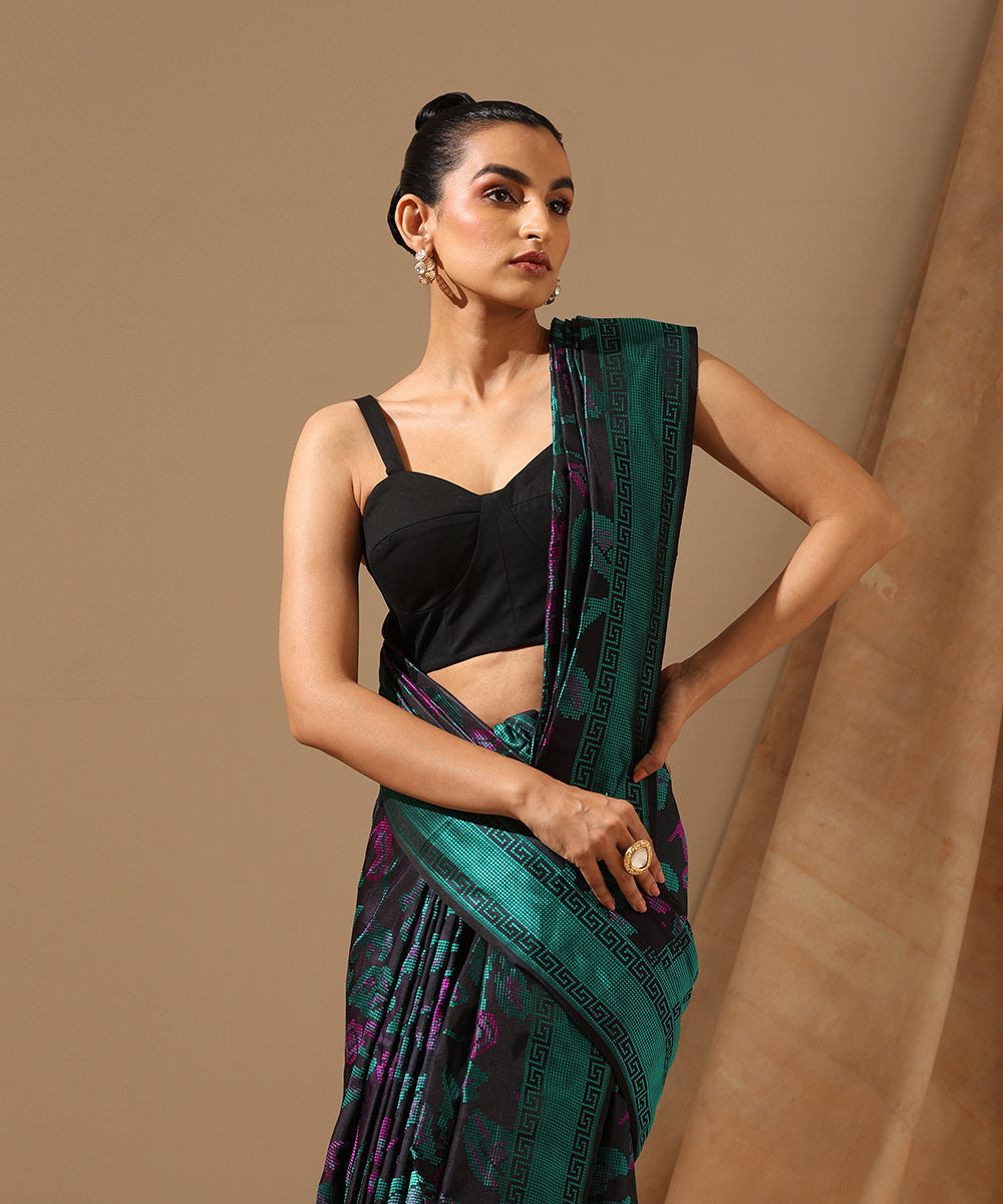 Black_Pure_Satin_Silk_Tanchoi_Saree_All_Over_Floral_Motifs_In_Green_And_Magenta_WeaverStory_01