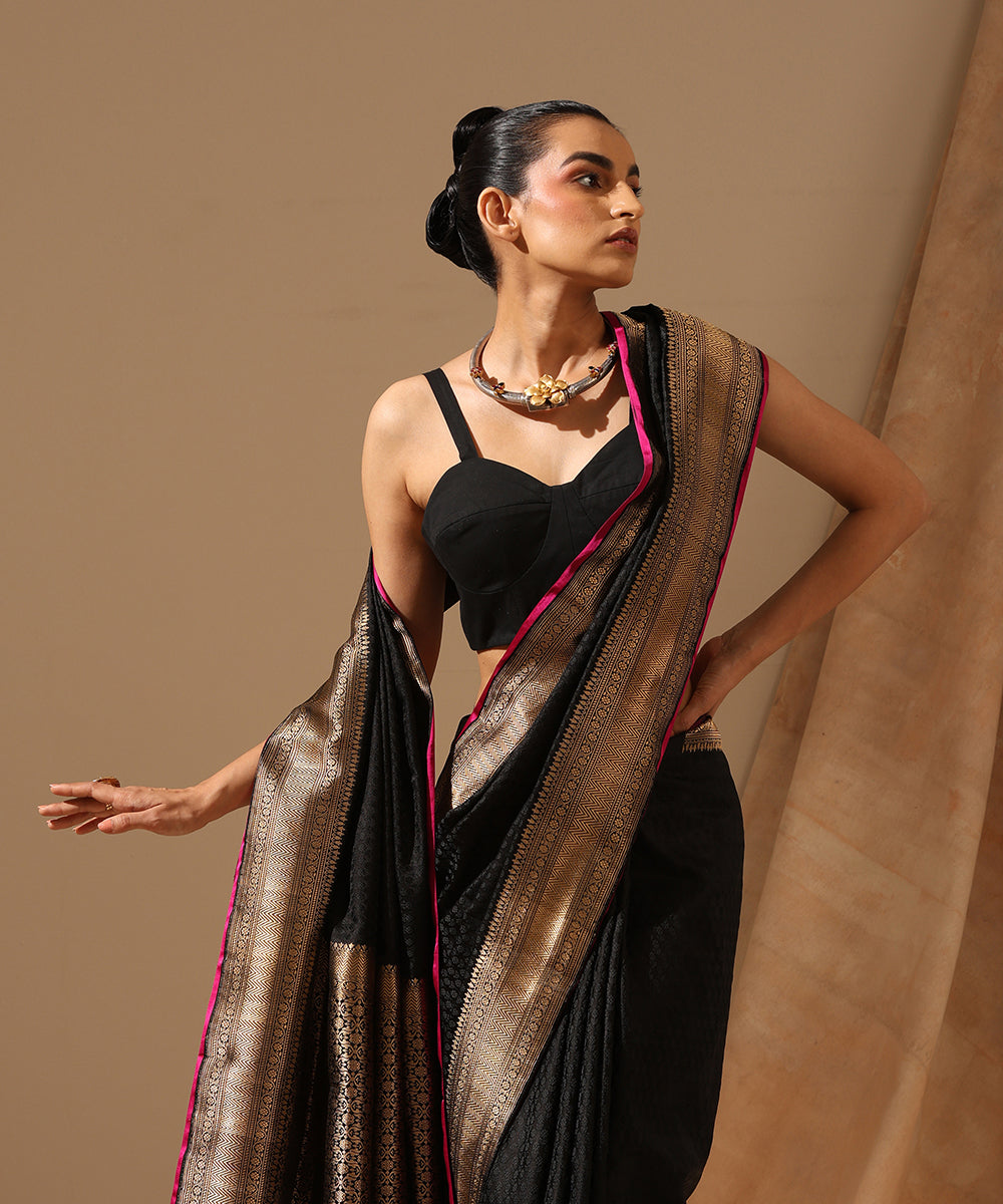 Black_Pure_Satin_Silk_Handloom_Tanchoi_Banarasi_Saree_With_Gold_Zari_Border_WeaverStory_01