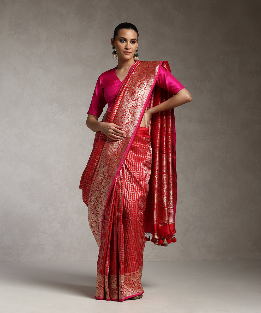 Handloom_Red_Pure_Katan_Silk_Kimkhab_Banarasi_Saree_With_Zari_Stripes_WeaverStory_01