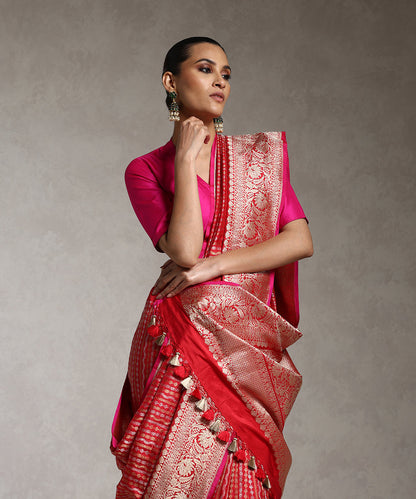 Handloom_Red_Pure_Katan_Silk_Kimkhab_Banarasi_Saree_With_Zari_Stripes_WeaverStory_02