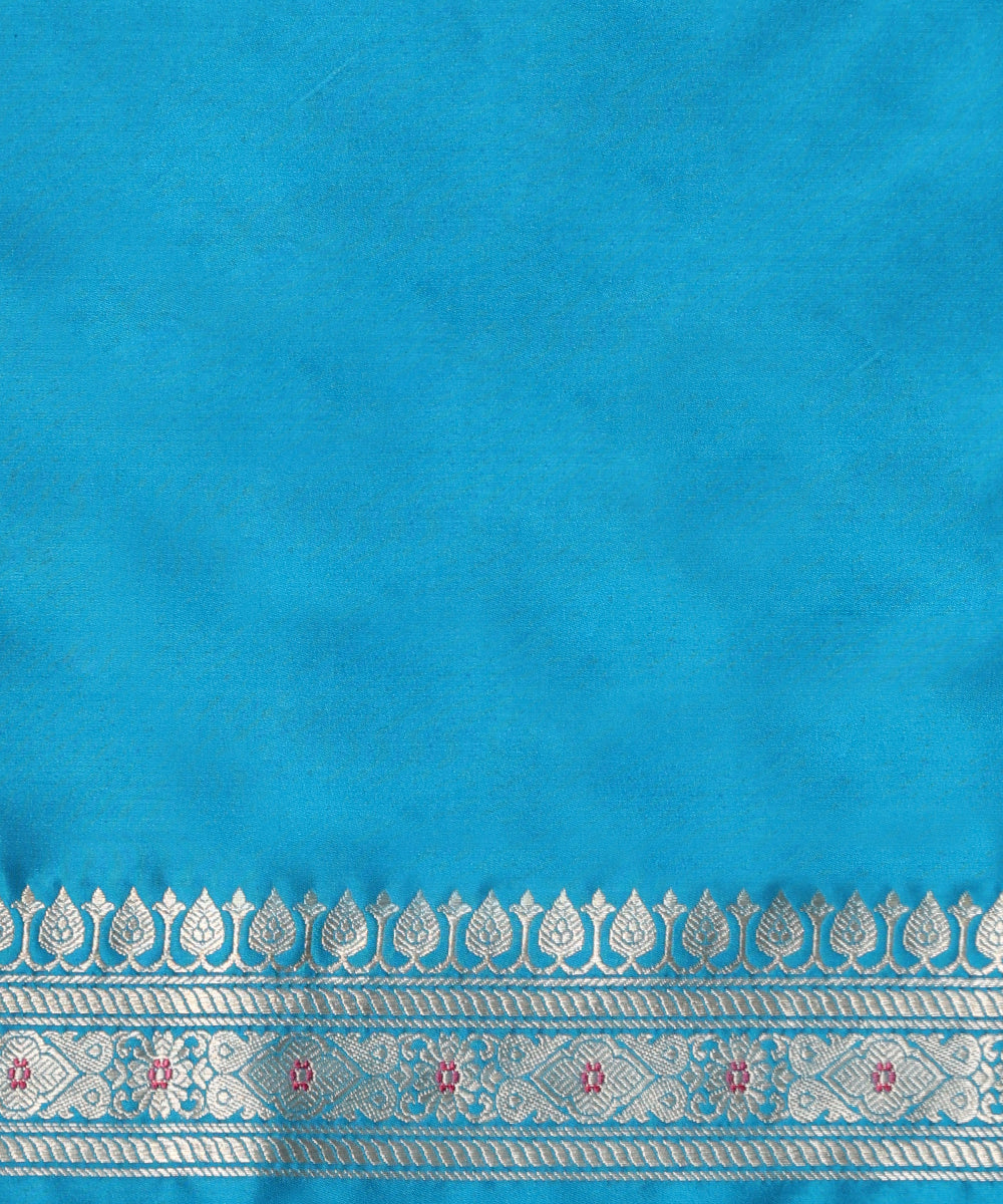 Handloom_Turquoise_Blue_Pure_Katan_Silk_Banarasi_Saree_With_Meenakari_And_Kadhwa_Boota_WeaverStory_05