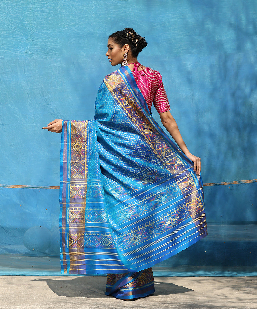 Handloom_Electric_Blue_Pure_Mulberry_Silk_Ikat_Patola_Saree_With_Tissue_In_Border_WeaverStory_03