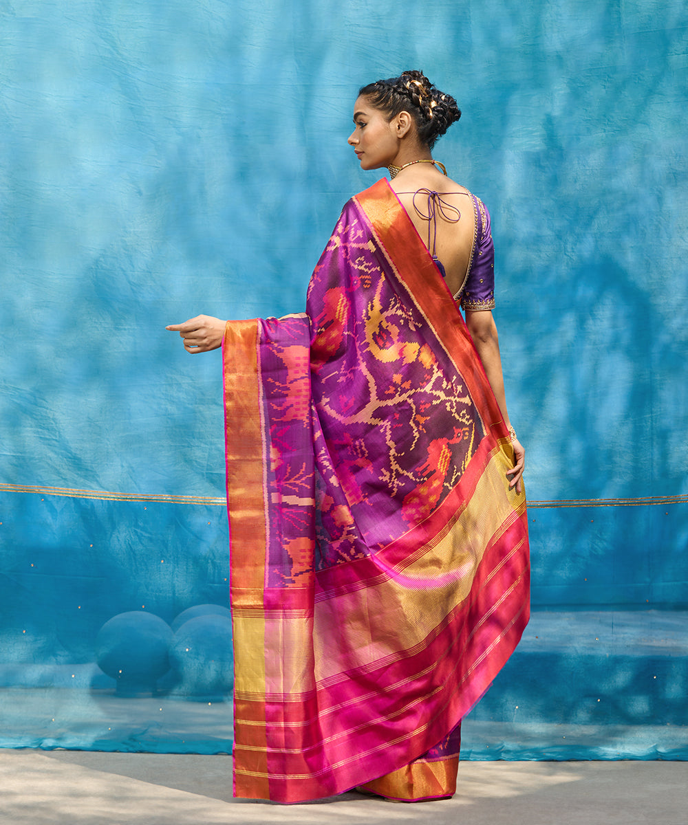 Purple_And_Pink_Handloom_Pure_Mulberry_Silk_Patola_Saree_With_Deer_Motifs_WeaverStory_03