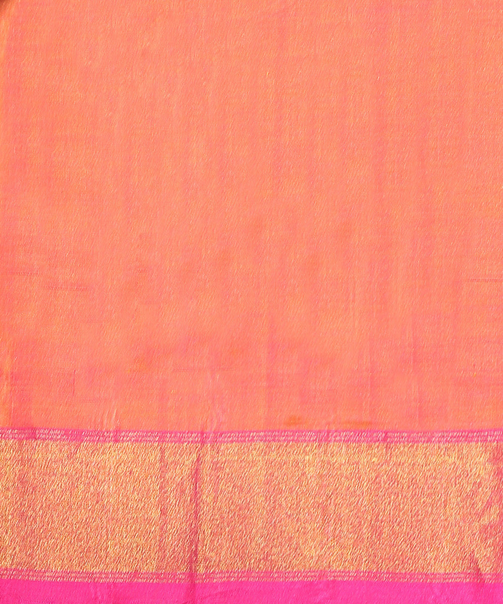 Pink_And_Green_Handloom_Pure_Mulberry_Silk_Ikat_Patola_Saree_With_Tissue_Border_WeaverStory_05