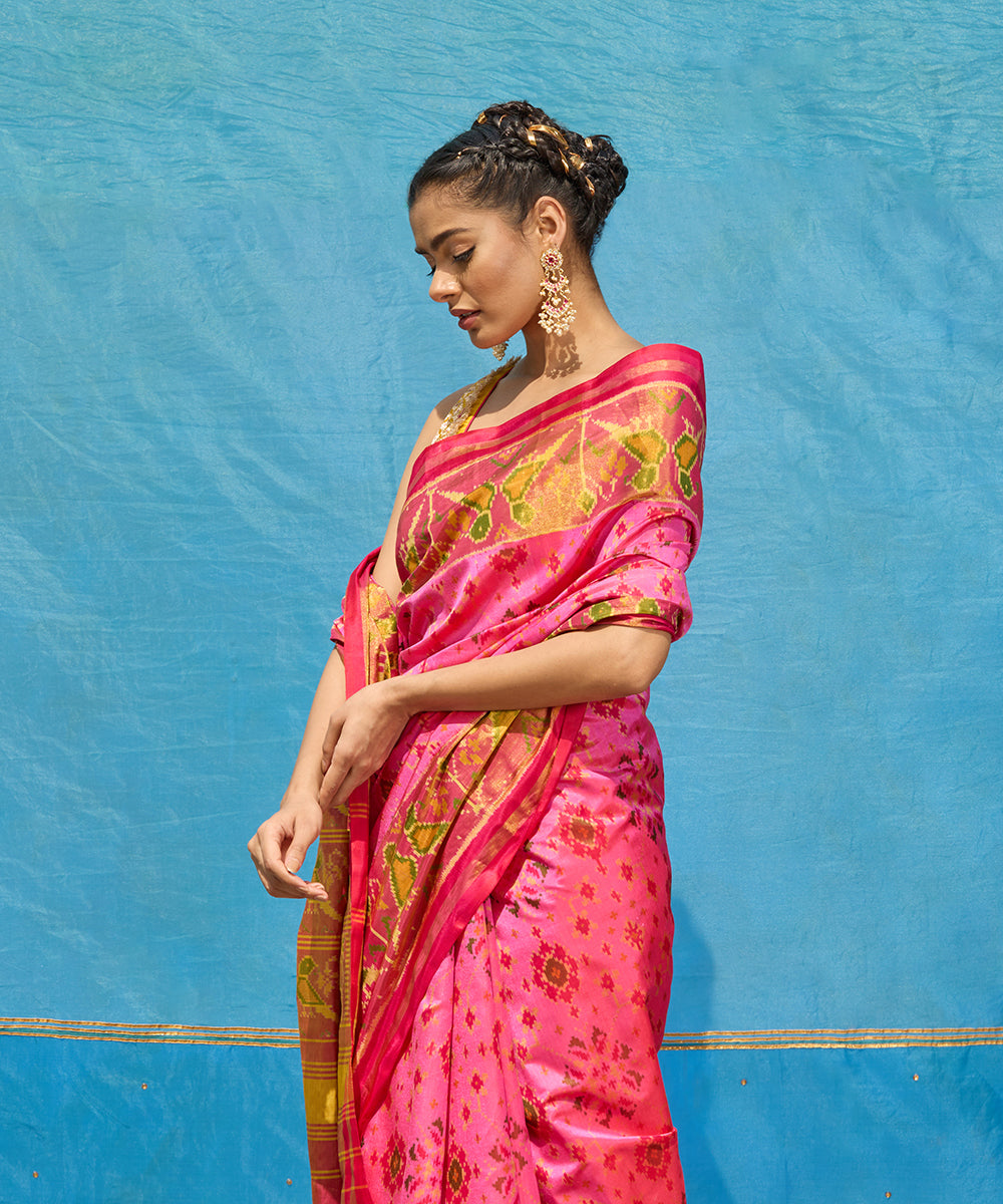 Handloom_Candy_Pink_Pure_Mulberry_Silk_Ikat_Patola_Saree_With_Hot_Pink_Border_WeaverStory_02